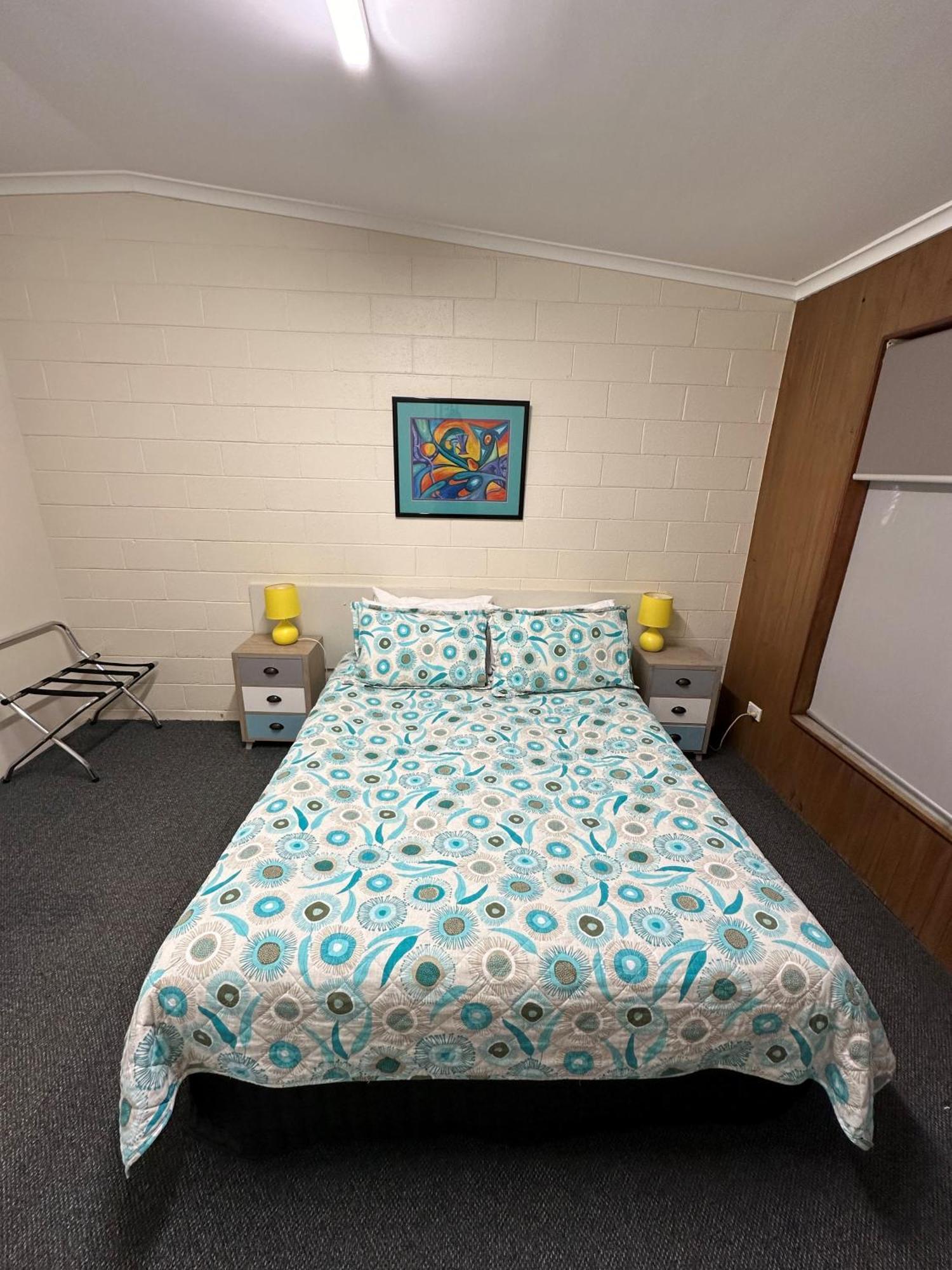 The Silver Bream Motel & Self Contained Units مالكوتا المظهر الخارجي الصورة
