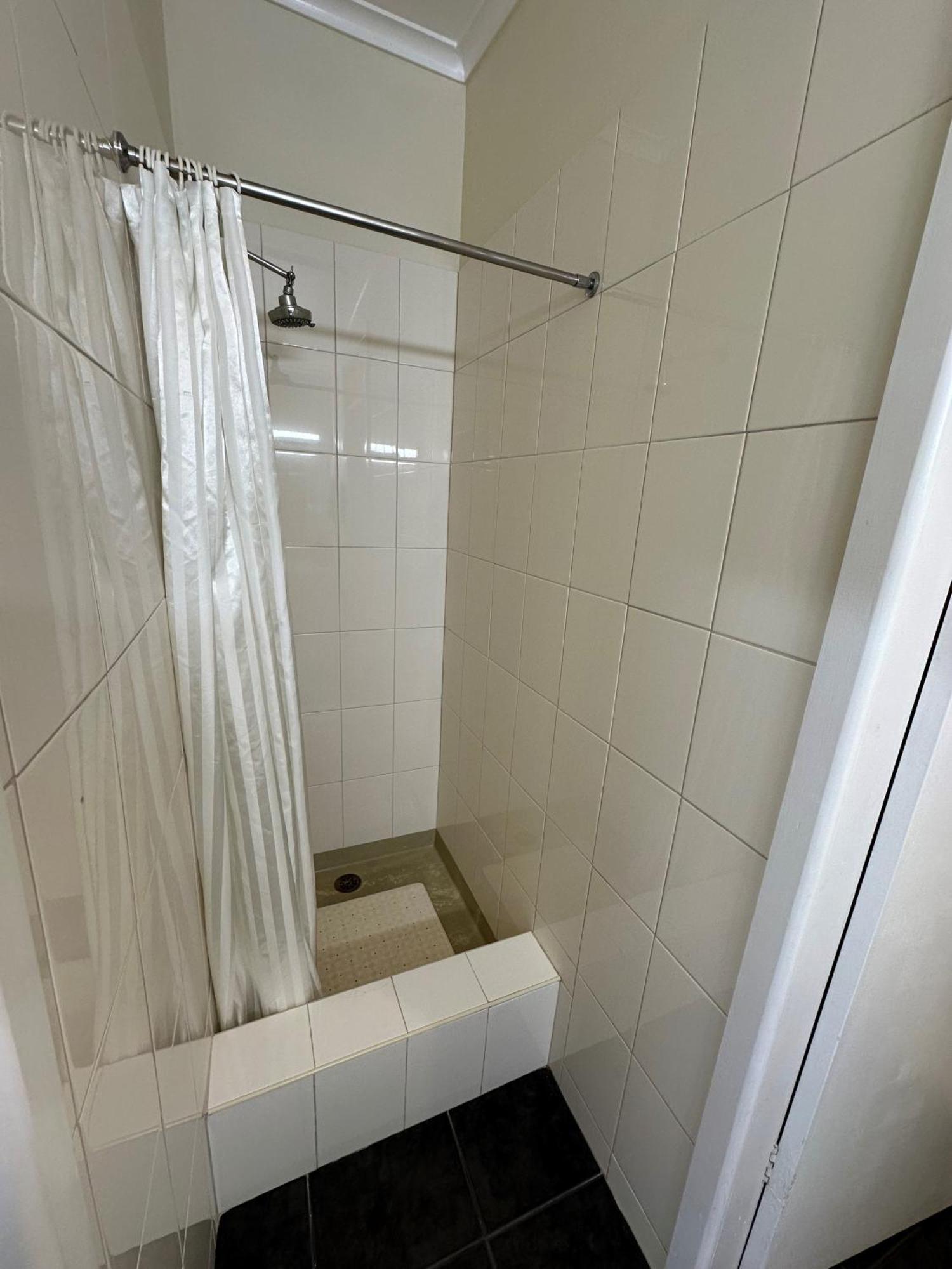 The Silver Bream Motel & Self Contained Units مالكوتا المظهر الخارجي الصورة